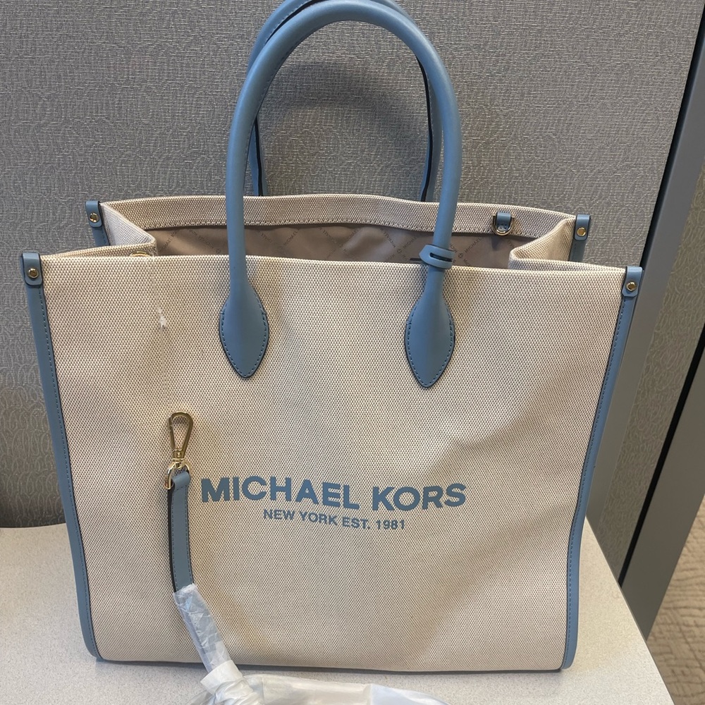 Michael Kors Tote